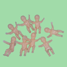 Load image into Gallery viewer, 3 pcs Tiny Vintage Plastic Gumball Babies