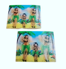 Load image into Gallery viewer, 1960s Vari Vue Lenticular Hula Dancer Card