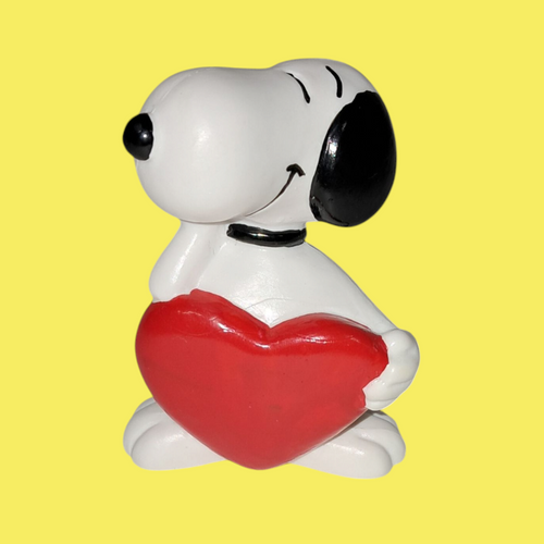 Vintage Snoopy with Heart PVC Figure