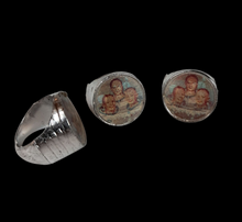 Load image into Gallery viewer, 1969 Moon Landing Apollo 11 Lenticular Gumball Ring