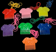 Load image into Gallery viewer, Vintage Tee Shirt Comb Necklace