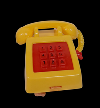 Load image into Gallery viewer, 1980’s Wind Up Telephone With Feet