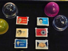 Load image into Gallery viewer, 60’s Vari Vue Lenticular Plastic Gumball Ring Choice