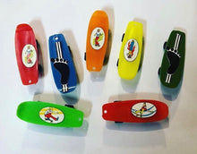 Load image into Gallery viewer, 3 pcs Vintage Plastic Skateboard Charms