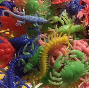 15 pcs Vintage Plastic Creepy Crawlies