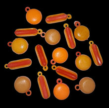 Load image into Gallery viewer, 4 pcs Vintage Vending Toys Hamburger and Hot Dog Charms