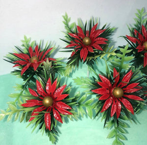 6 pcs Plastic Christmas Poinsettia Gold Ball Cake Picks