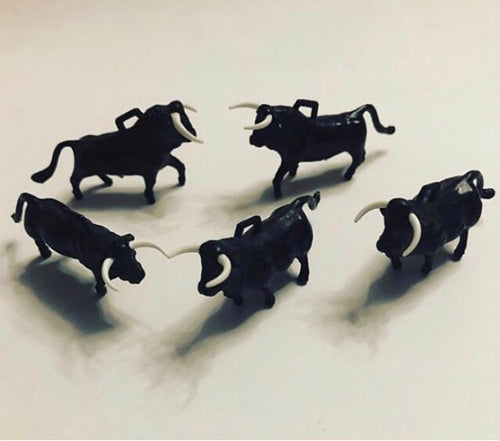 2pcs Tiny Bull Figures From Vintage Wine Bottles