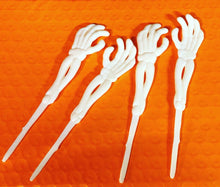 Load image into Gallery viewer, 8pcs Skeleton Hands Cake Decorations