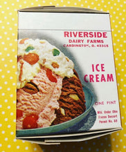 Load image into Gallery viewer, 1969 Unused Pint Size Ice Cream Box