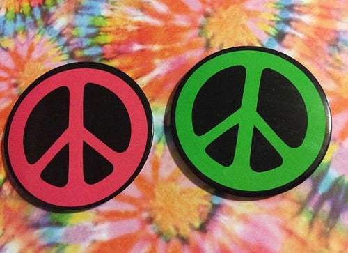 NOS Hippie Peace Pinback Button