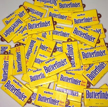 Load image into Gallery viewer, 1970s Curtiss Butterfinger Charms