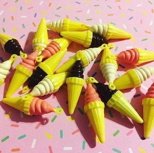 6 pcs Ice Cream Cone Charms Assortment