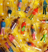 Load image into Gallery viewer, 6 pcs Tiny Pill People